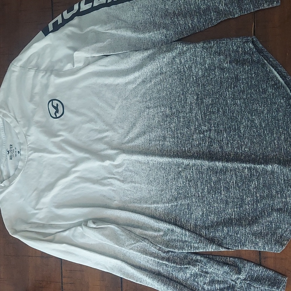 Hollister long sleeve shirt size md